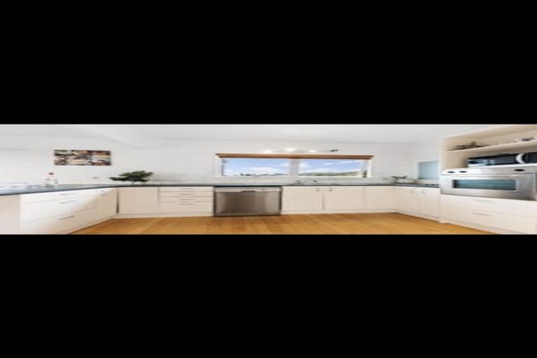 Photo of property in 40 Chequers Avenue, Glenfield, Auckland, 0629