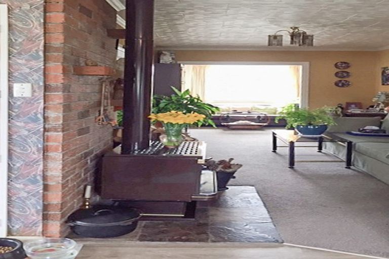 Photo of property in 35 Ruanui Street, Himatangi Beach, Foxton, 4891