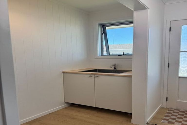 Photo of property in 2/42 Matua Road, Matua, Tauranga, 3110