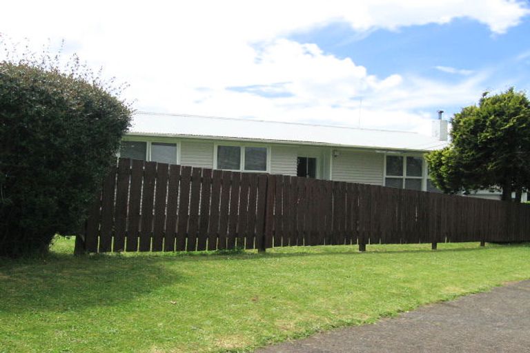 Photo of property in 13a Olive Crescent, Papatoetoe, Auckland, 2025