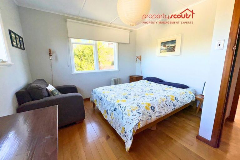 Photo of property in 12 Pikarere Street, Titahi Bay, Porirua, 5022