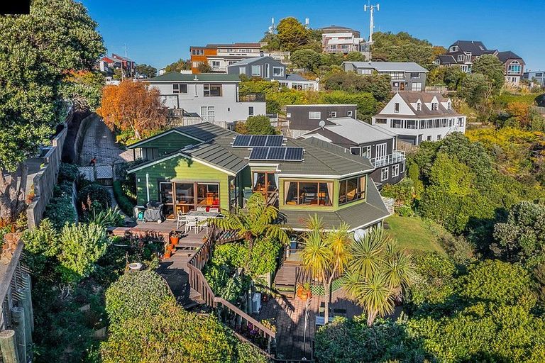 Photo of property in 18 Tremaine Place, Camborne, Porirua, 5026