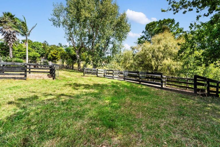 Photo of property in 1539 State Highway 16, Helensville, 0875