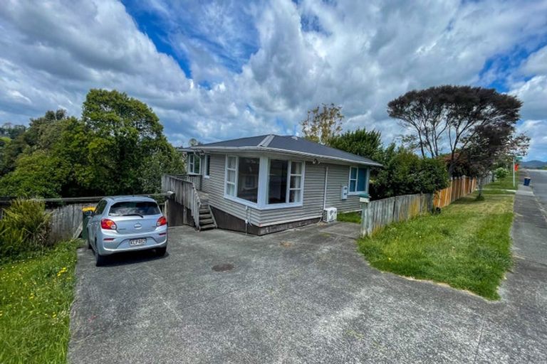 Photo of property in 34 Chislehurst Street, Henderson, Auckland, 0612