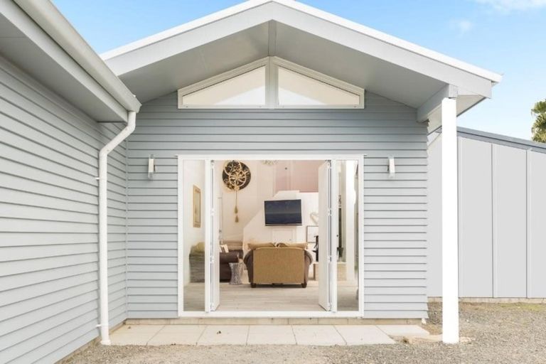 Photo of property in 383 Kaitemako Road, Welcome Bay, Tauranga, 3175