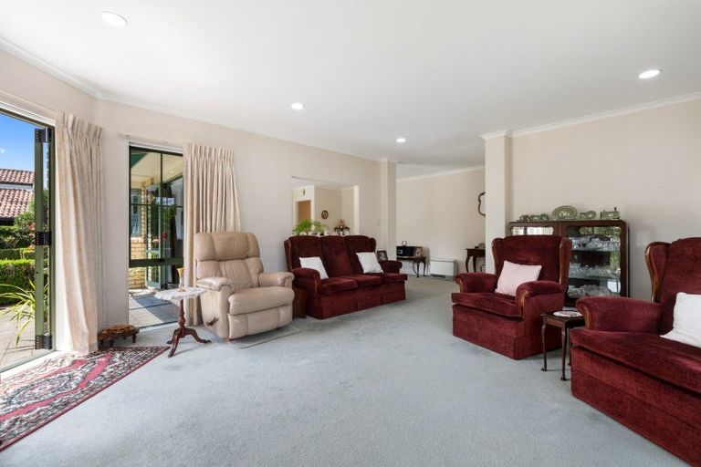 Photo of property in 23 Knightsbridge Place, Bethlehem, Tauranga, 3110