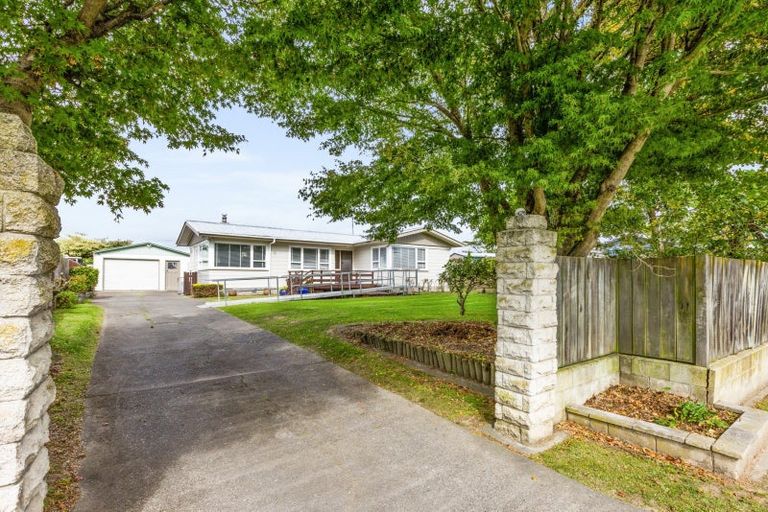 Photo of property in 23 Mangarau Crescent, Havelock North, 4130