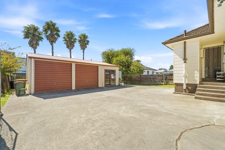 Photo of property in 12 Plunket Avenue, Papatoetoe, Auckland, 2104