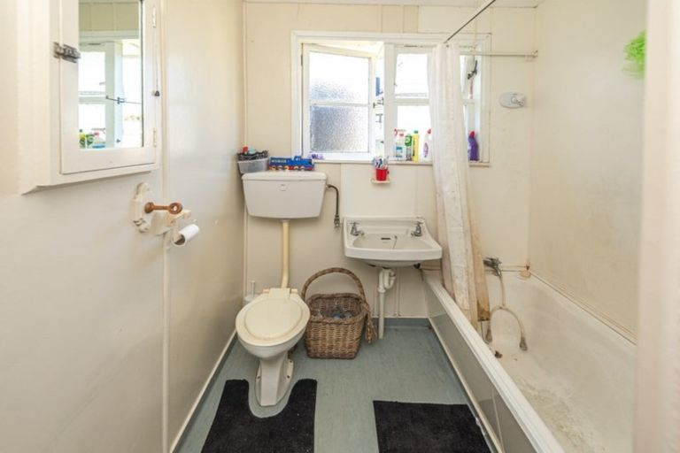 Photo of property in 25 Harper Street, Gonville, Whanganui, 4501