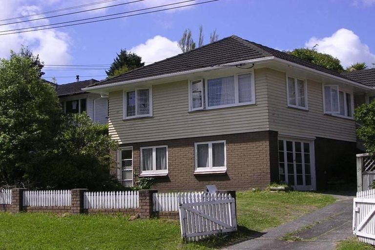 Photo of property in 37 Shoreham Street, Avondale, Auckland, 0600