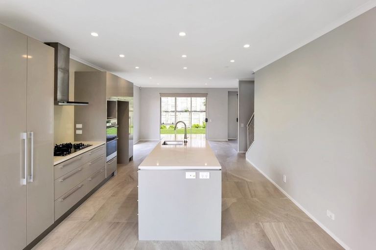 Photo of property in 80 Mackay Drive, Greenhithe, Auckland, 0632