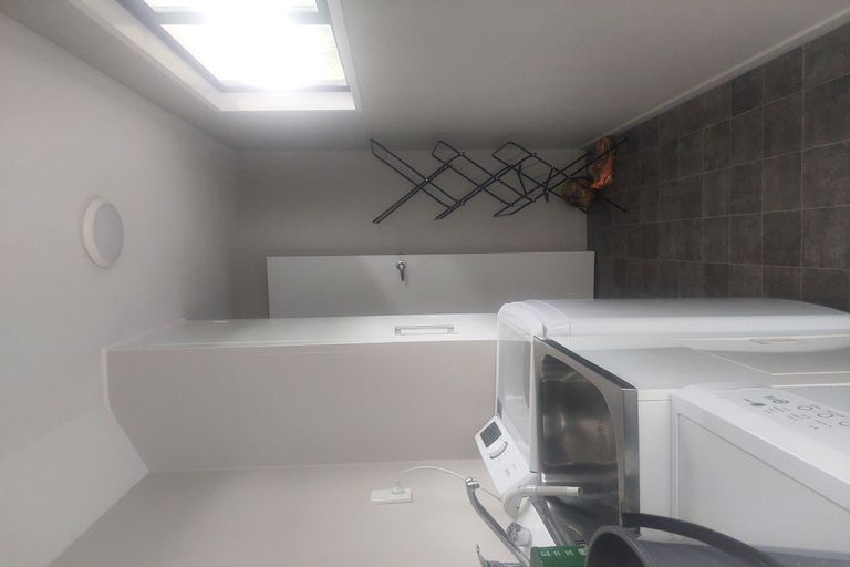 Photo of property in 1/138 Waimairi Road, Ilam, Christchurch, 8041