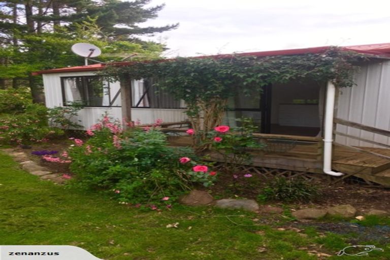 Photo of property in 1254 State Highway 16, Waimauku, 0883