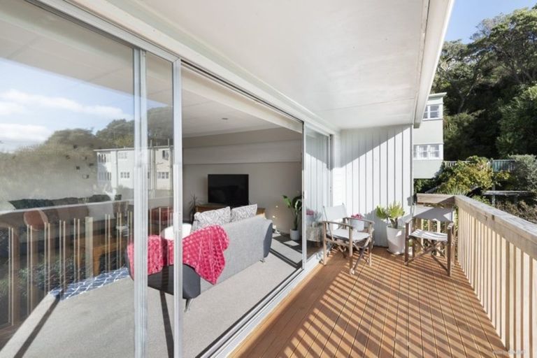 Photo of property in 41a Kinghorne Street, Strathmore Park, Wellington, 6022