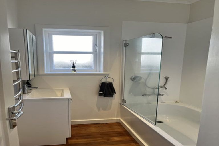 Photo of property in 9 Fife Lane, Miramar, Wellington, 6022