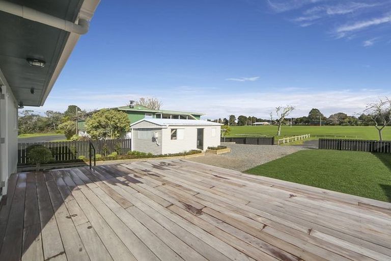 Photo of property in 17 Edward Street, Riverhead, 0820