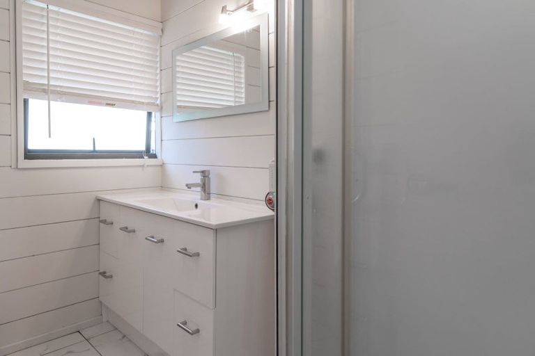 Photo of property in 15 Waana Street, Mourea, Rotorua, 3074