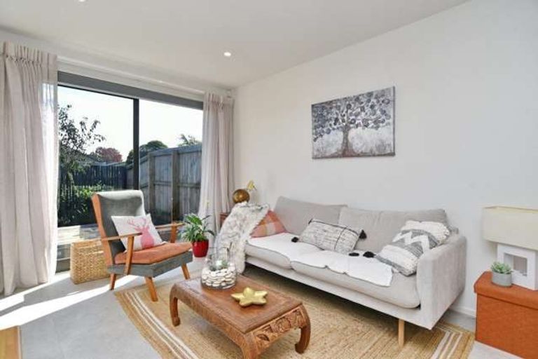 Photo of property in 1/80 Milton Street, Somerfield, Christchurch, 8024