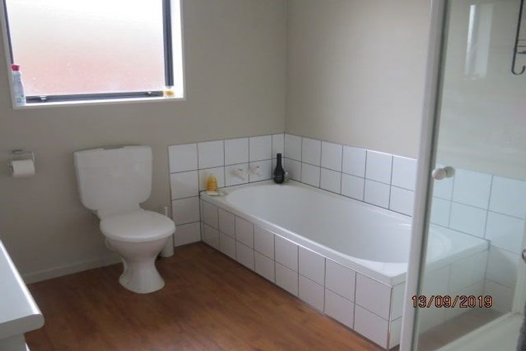 Photo of property in 11 Rowse Street, Rangiora, 7400