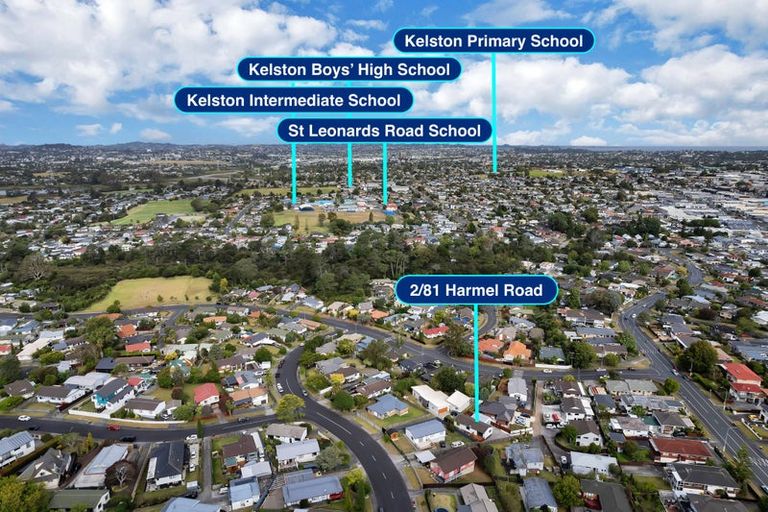 Photo of property in 2/81 Harmel Road, Glendene, Auckland, 0602