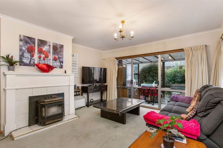 Photo of property in 15 Sevenoaks Drive, Bryndwr, Christchurch, 8053