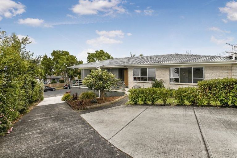 Photo of property in 1/25 Ashdown Place, Pahurehure, Papakura, 2113