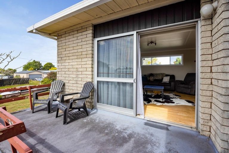 Photo of property in 1 Koromiko Street, Inglewood, 4330
