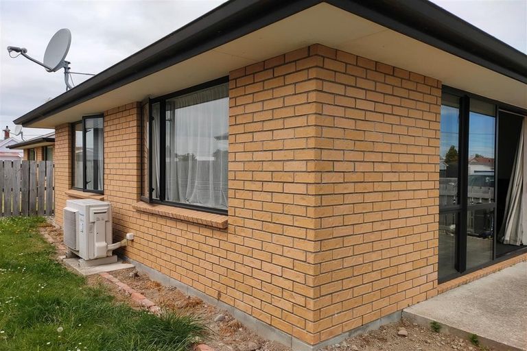 Photo of property in 18a Redmond Street, Gore, 9710