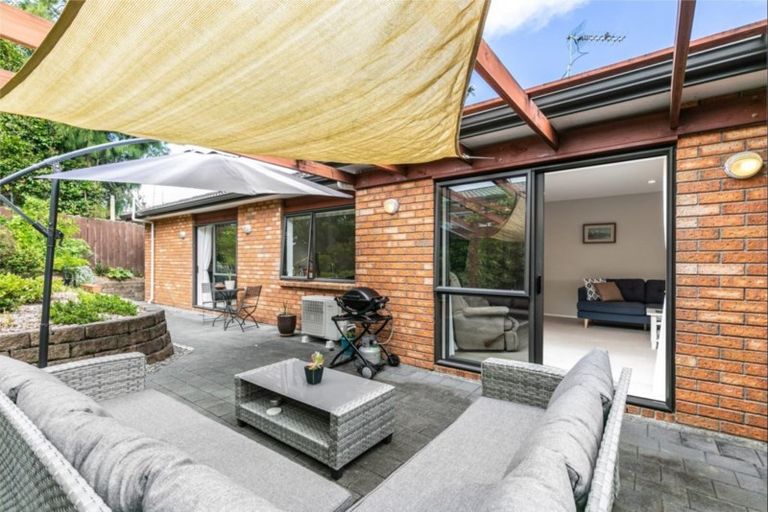 Photo of property in 86 Seabrook Avenue, New Lynn, Auckland, 0600