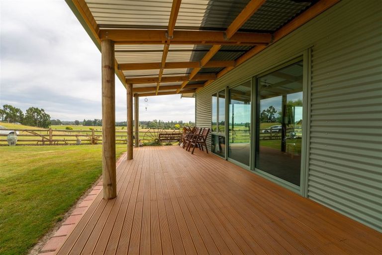 Photo of property in 591 Pleasant Point Highway, Levels, Timaru, 7975