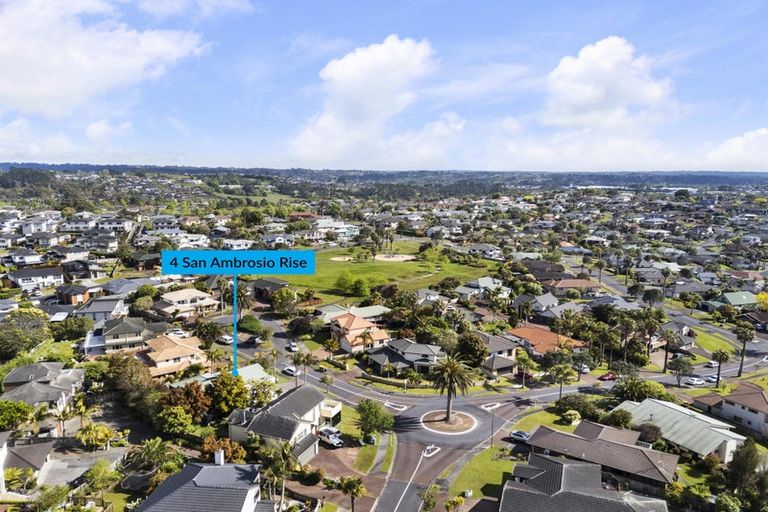 Photo of property in 4 San Ambrosio Rise, Henderson, Auckland, 0612