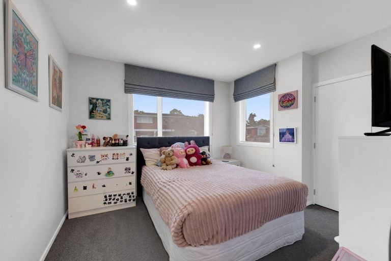 Photo of property in Cashmere Bay Road, Moana, 7875