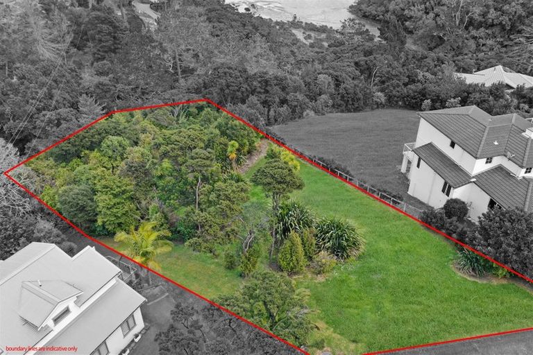 Photo of property in 11 The Knoll, Greenhithe, Auckland, 0632