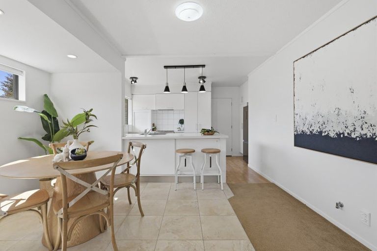 Photo of property in 317b Devonport Road, Tauranga, 3110