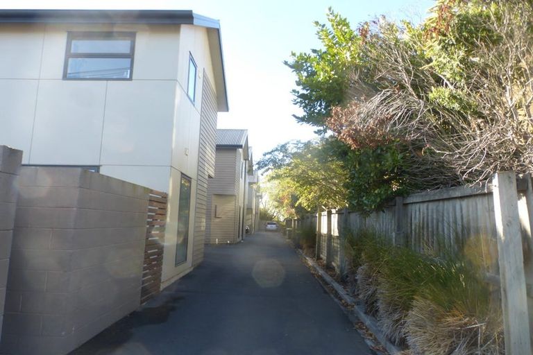 Photo of property in 4/450 Barbadoes Street, Edgeware, Christchurch, 8013