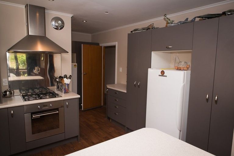 Photo of property in 14 Parnell Street, Fairfield, Lower Hutt, 5011