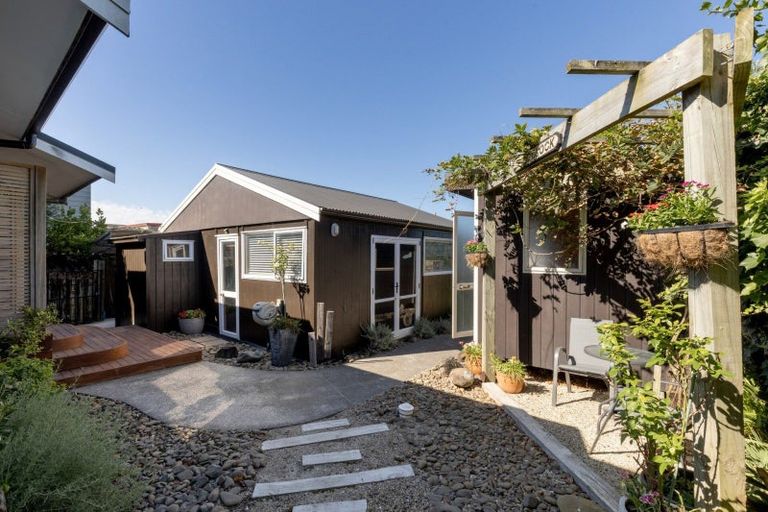 Photo of property in 579a Pukehina Parade, Pukehina, Te Puke, 3189