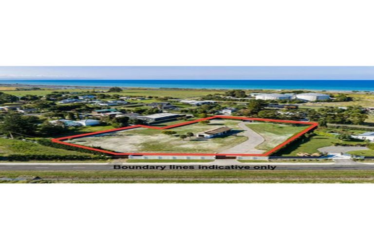 Photo of property in 165 School Road, Clive, 4102