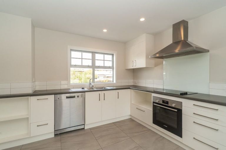 Photo of property in 4/14 Rotoiti Street, Johnsonville, Wellington, 6037