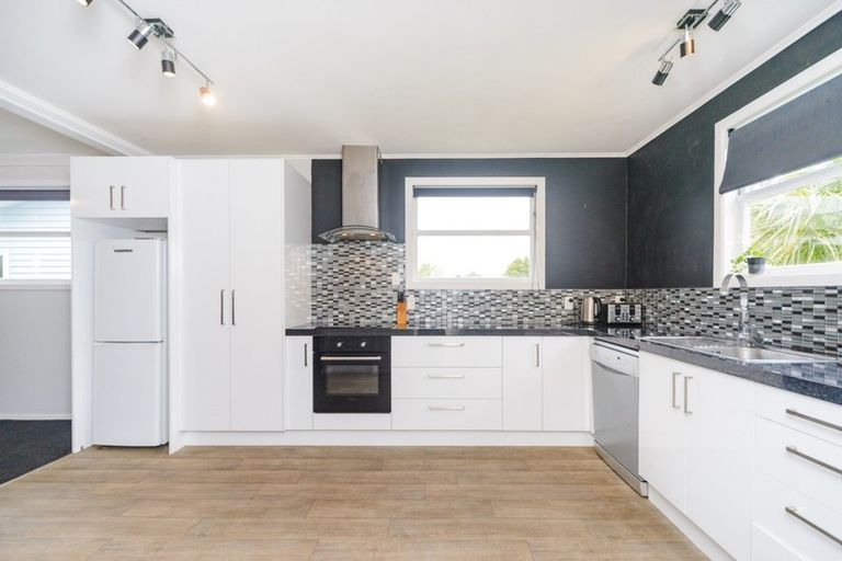 Photo of property in 1 Lifford Place, Awapuni, Palmerston North, 4412