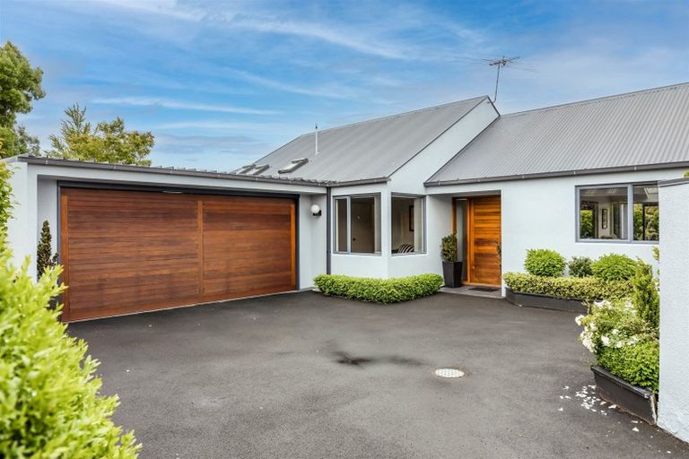 Photo of property in 1a Yarrum Lane, Avonhead, Christchurch, 8042