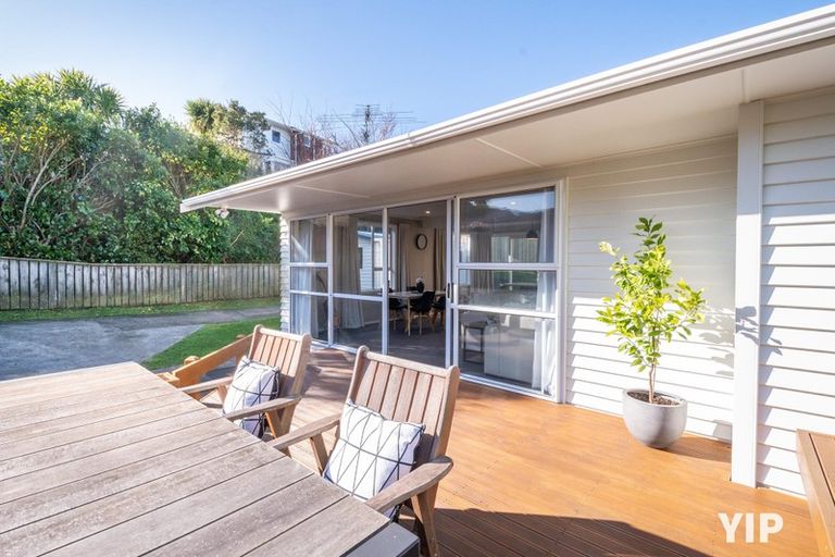 Photo of property in 8 Cunliffe Street, Johnsonville, Wellington, 6037