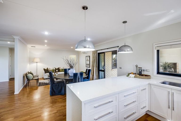 Photo of property in 6 Percy Berry Place, Havelock North, 4130