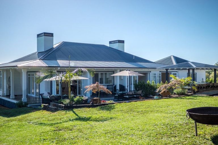 Photo of property in 9 Lone Gum Lane, Kerikeri, 0230