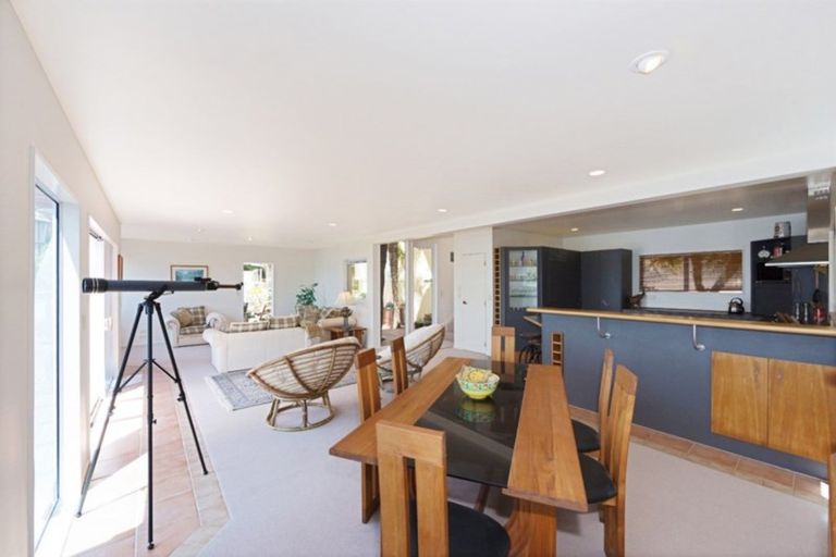 Photo of property in 65 Duncansby Road, Stanmore Bay, Whangaparaoa, 0932