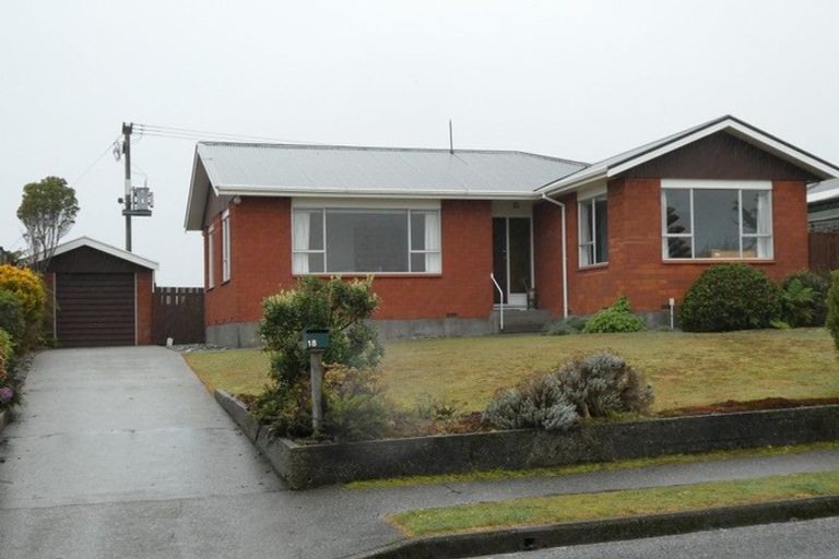 Photo of property in 18 Whitcombe Terrace, Hokitika, 7810
