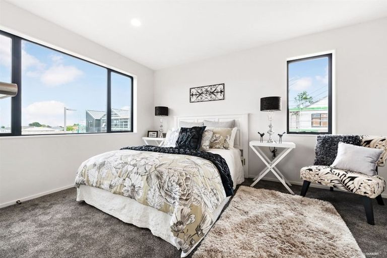 Photo of property in 26 Turehu Road, Papakura, 2110