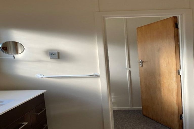 Photo of property in 2 Maxwell Place, Maraenui, Napier, 4110