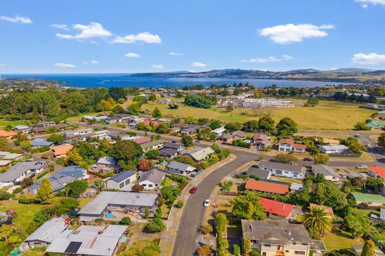 Photo of property in 2/1 Glengarry Place, Hilltop, Taupo, 3330