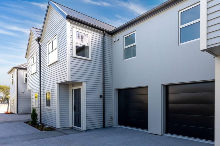 Photo of property in 16 Rogers Street, Sydenham, Christchurch, 8023